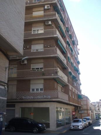 Продажа квартиры на Piso en Calle Buensuceso, Centro, Valdepeñas, Вальдепенас
 photo