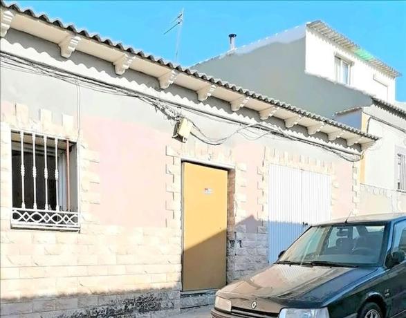 Chalet independiente en venta en Casa o chalet en Calle Chueca, Las Mercedes - El Carmen, Puertollano, Puertollano
photo 1