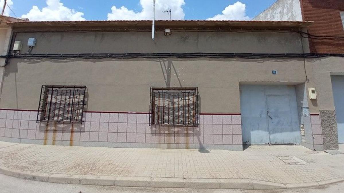 Sprzedaż niezależnego domku jednorodzinnego w Casa o chalet en Calle Benavente, Pedro Muñoz, Pedro Muñoz photo 1