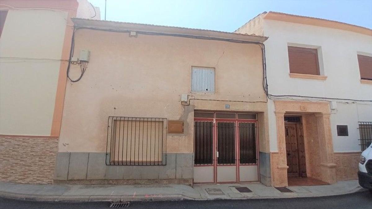 Sprzedaż niezależnego domku jednorodzinnego w Casa o chalet en Calle Luis Soriano, Pedro Muñoz, Pedro Muñoz photo 1