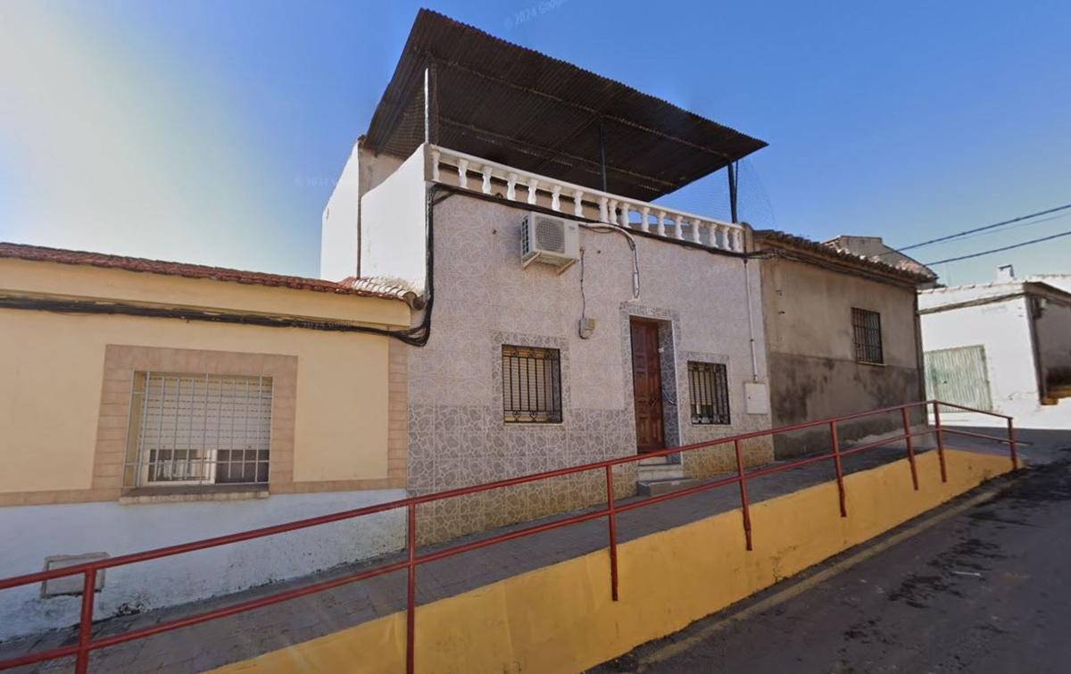 Venta de chalet independiente en Casa o chalet en Calle San Froilán, Las Mercedes - El Carmen, Puertollano, Puertollano
photo 2