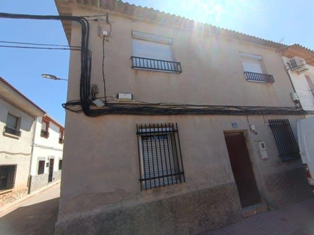 Venta de chalet independiente en Casa o chalet en Calle Cervantes, Montiel, Montiel
photo 1
