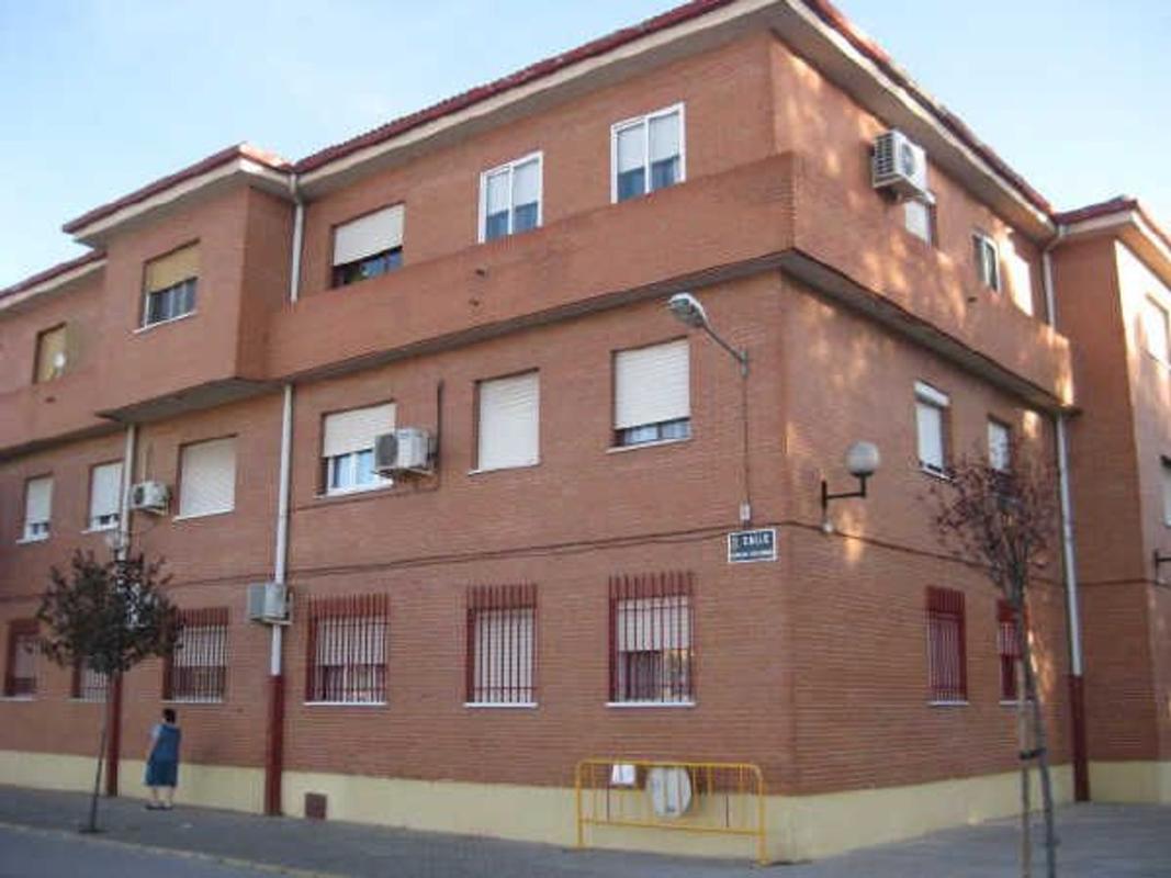 Продажа квартиры на Piso en Calle Dos de Mayo, Socuéllamos, Сокуэльямос
photo 1