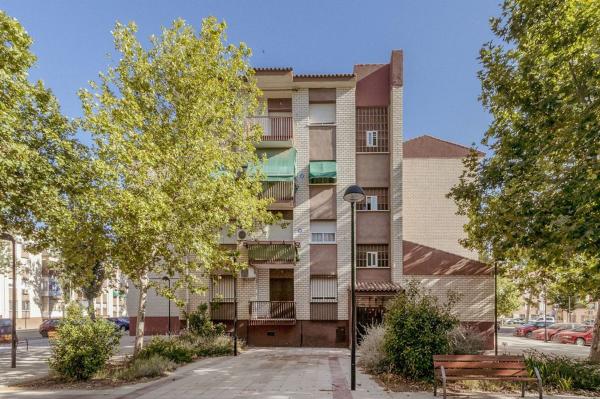 Продажа квартиры на Piso en Calle Virgen de los Santos, El Torreón - Los Ángeles - El Pilar, Ciudad Real, Сьюдад-Реаль
photo 1