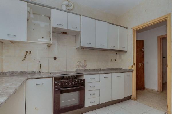 Продажа квартиры на Piso en Calle Virgen de los Santos, El Torreón - Los Ángeles - El Pilar, Ciudad Real, Сьюдад-Реаль
 photo 4