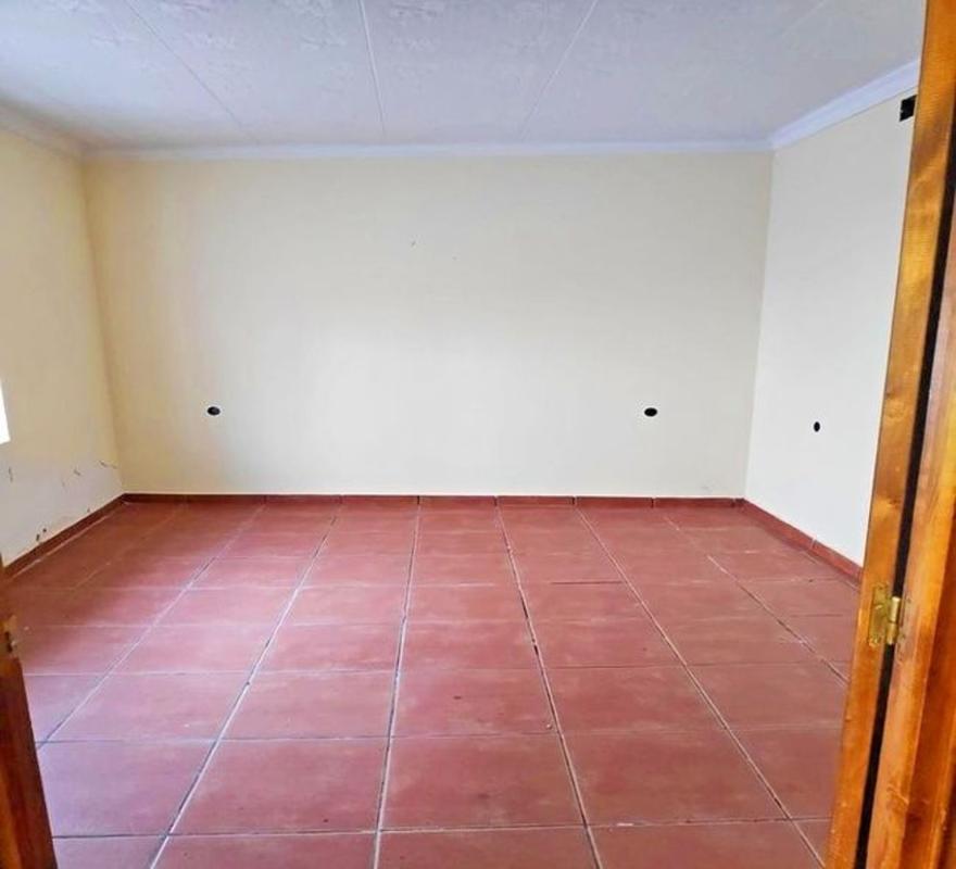 Продажа отдельного шале в  Casa o chalet en Calle Cortázar, Almadén, Алмаден photo 3