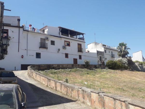 Chalet pareado en Calle Cantones, Montoro thumbnail 2