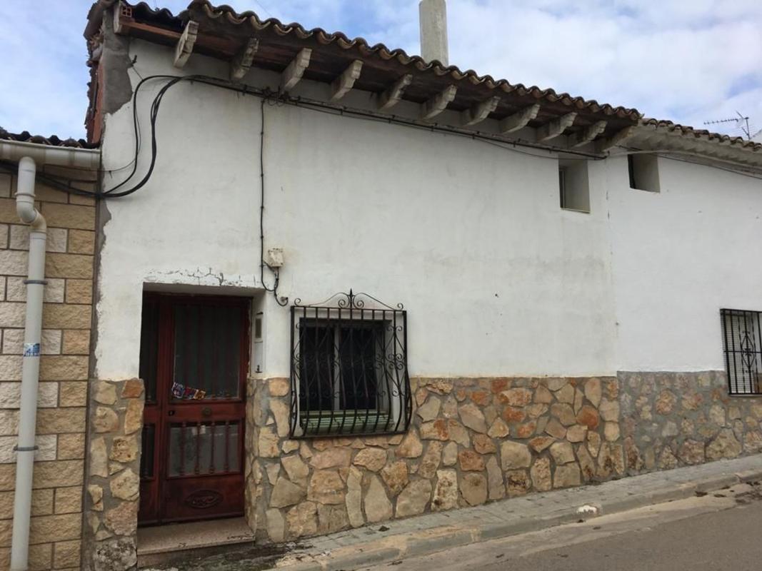 Properties for sale and rent in Spain photo 1