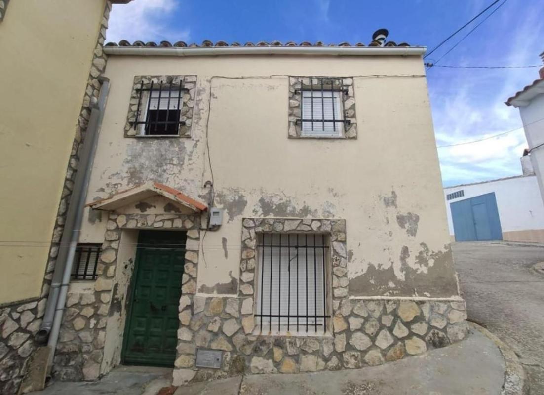 Properties for sale and rent in Spain photo 1