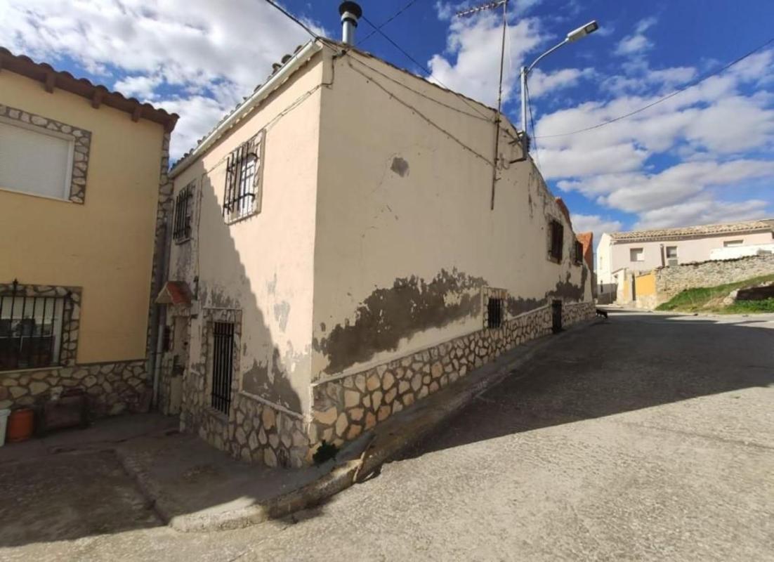 Properties for sale and rent in Spain photo 3