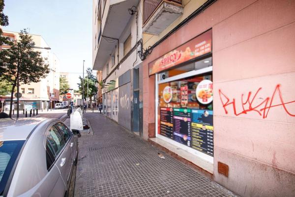 Продажа квартиры на Piso en Calle de Torras i Bages, Centre, Salt, Солт
 photo 2