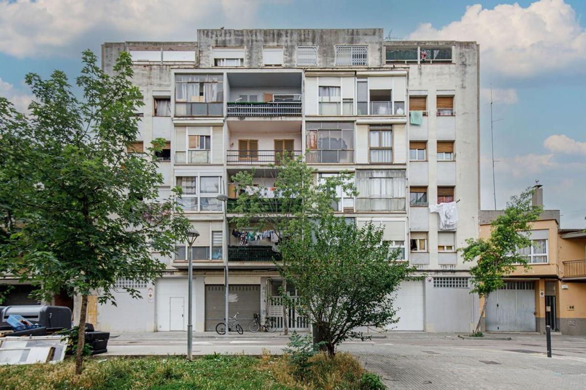 Продажа квартиры на Piso en Calle d'Esteve Vila, Barri dels Escriptors, Salt, Солт
photo 1