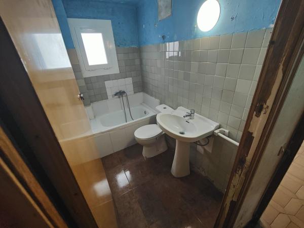 Продажа квартиры на Piso en Calle de la Calau, Santa Coloma de Farners, Санта-Колома-де-Фарнэрс
thumbnail 2