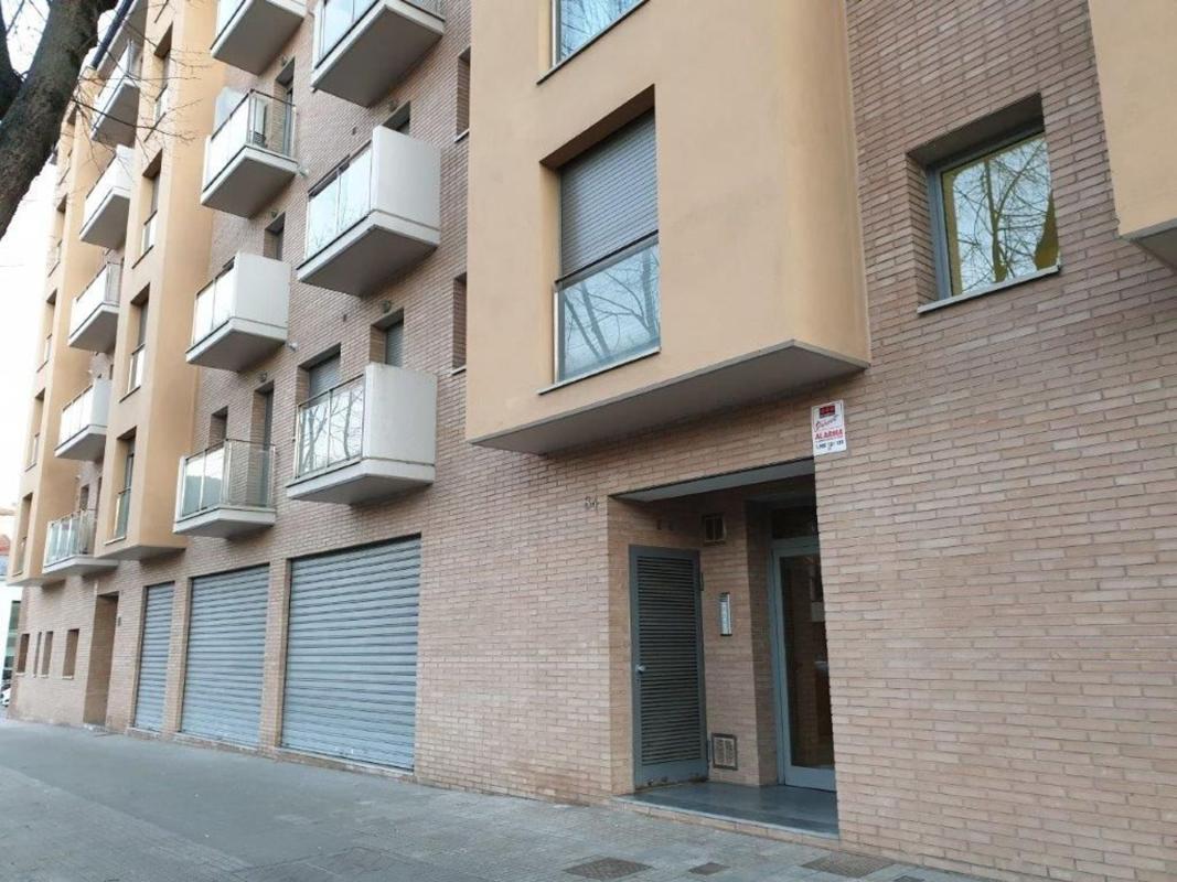 Sale of apartment in Piso en Carretera de les Tries, Olot, Olot
photo 1
