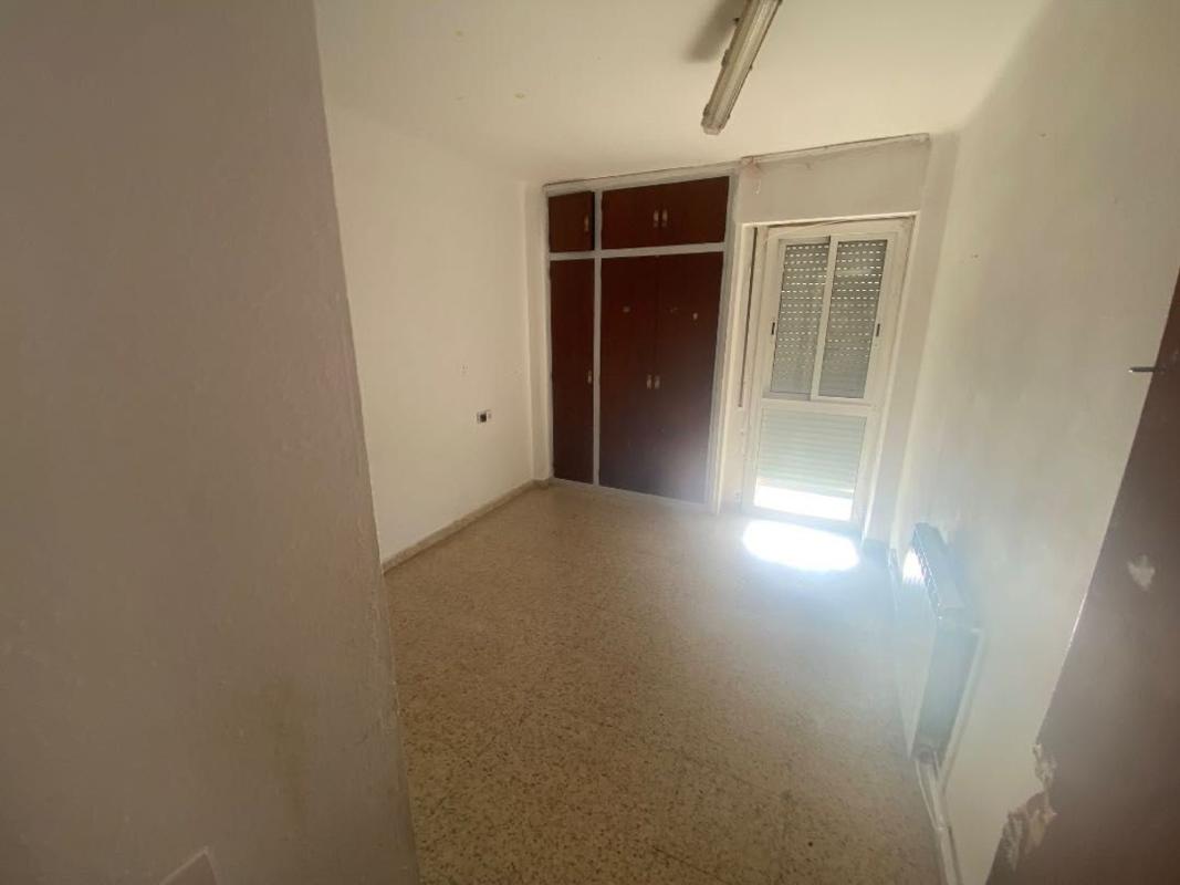 Venta de piso en Piso en Calle de l'Abat Oliba, Veinat, Salt, Salt
photo 4