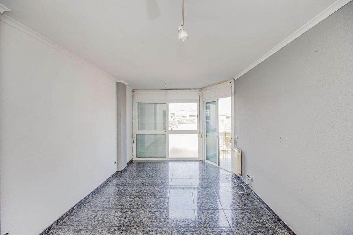 Venta de piso en Piso en Plaza de Catalunya, Veinat, Salt, Salt
photo 2
