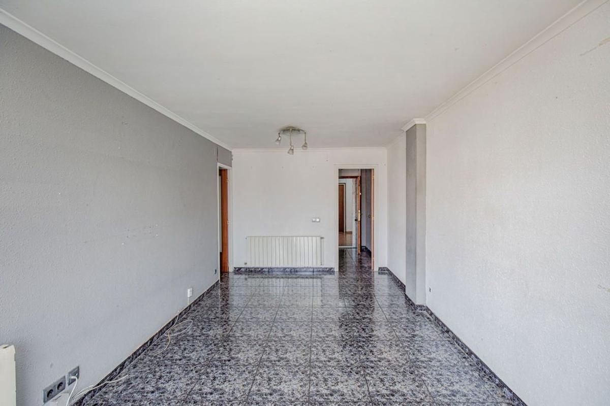 Venta de piso en Piso en Plaza de Catalunya, Veinat, Salt, Salt
photo 3