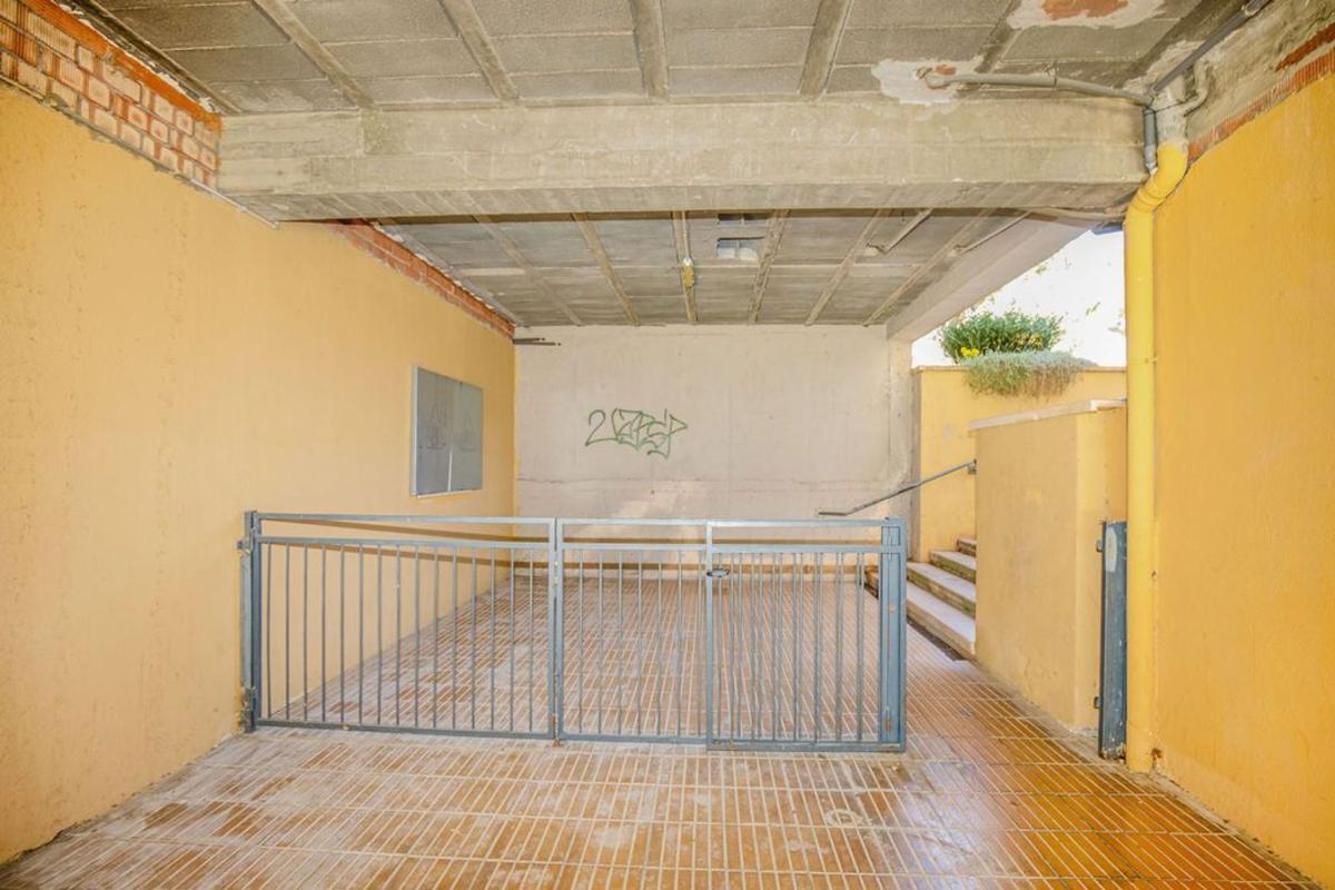 Sale of apartment in Piso en Calle Francesc Mateu, Montjuïc, Girona, Girona
photo 5