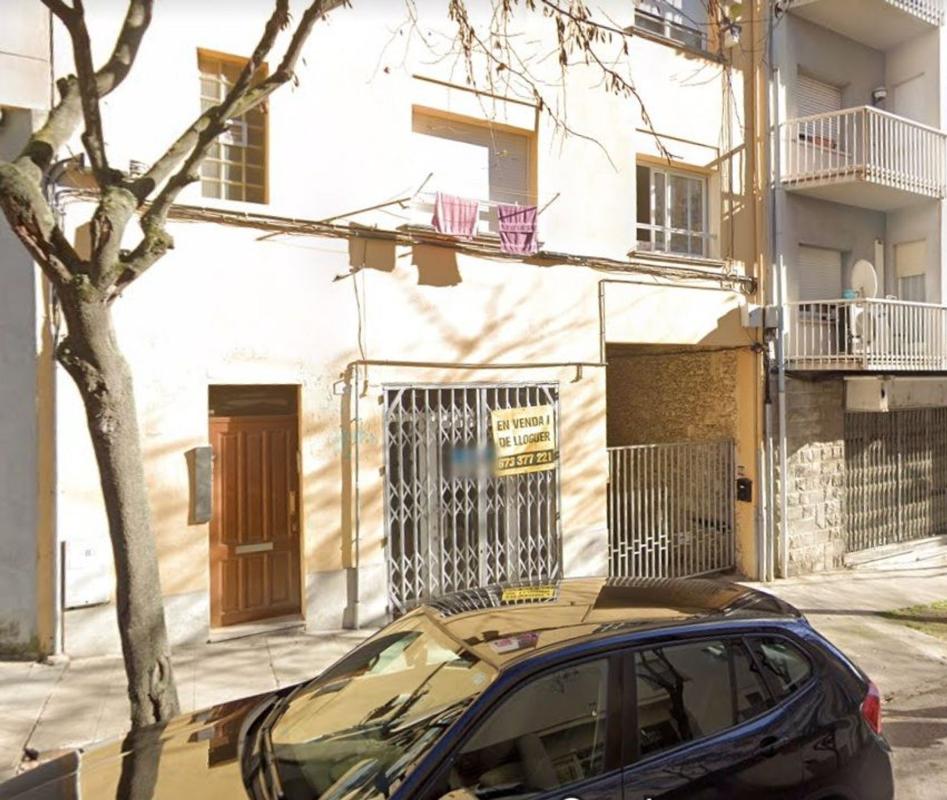 Sale of apartment in Piso en Calle Sant Bernat, Olot, Olot
photo 1