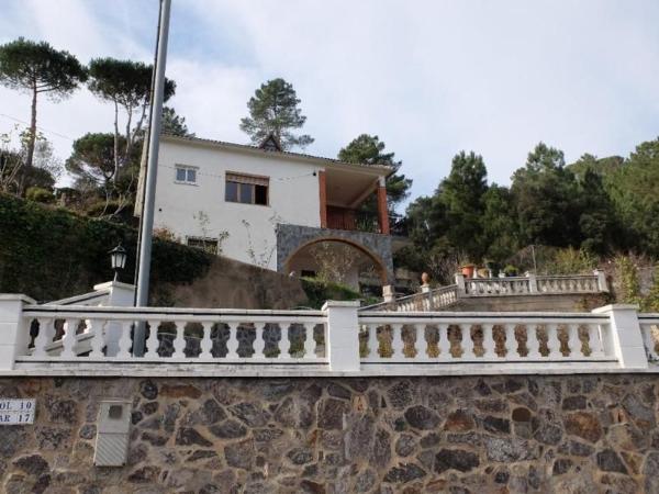 Chalet pareado en Calle de la Font, Massanes photo 1