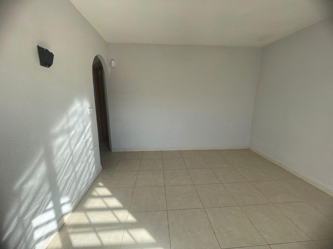 Sale of apartment in Piso en Calle de Sant Morí, Moxó - Sant Mori, Empuriabrava, Empuriabrava
 photo 2