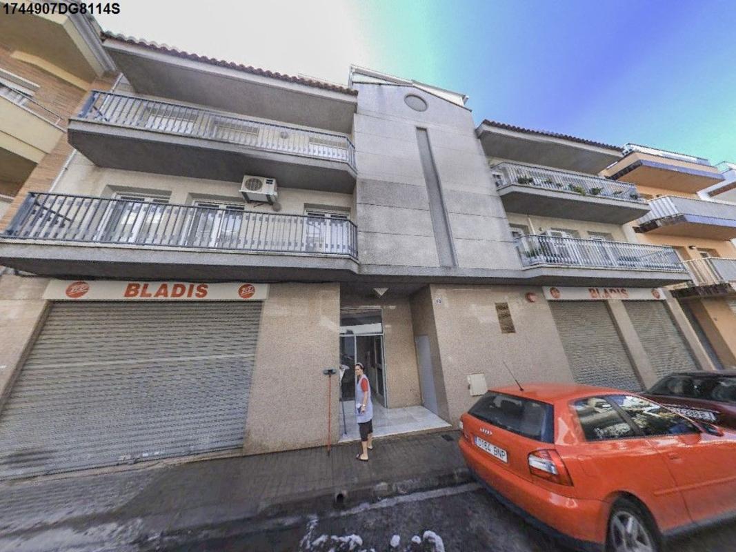 Sprzedaż mieszkania w Piso en Calle de Montblanc, Semicentre, Blanes, Blanes
photo 1