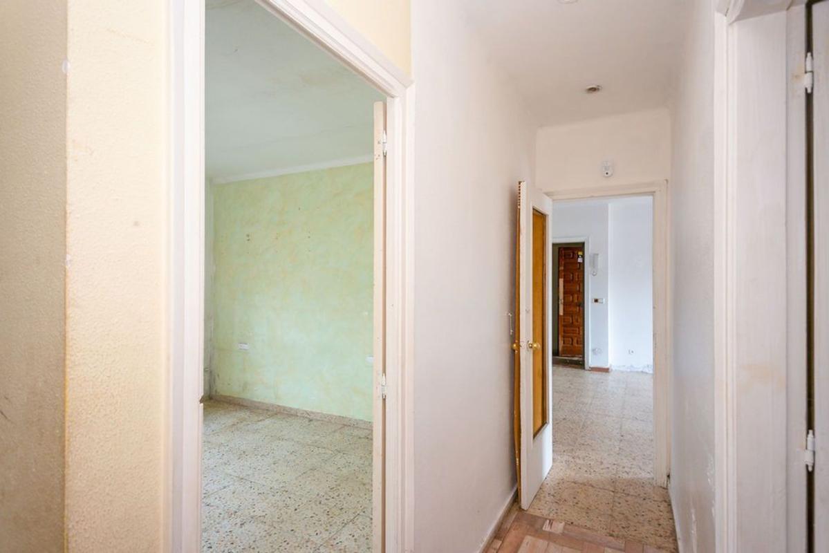 Venta de piso en Piso en Avenida de França, Sant Julià de Ramis, Sant Julià de Ramis
photo 3