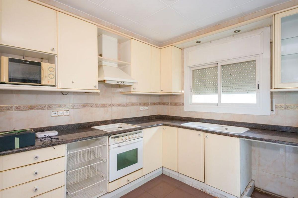 Venta de piso en Piso en Avenida de França, Sant Julià de Ramis, Sant Julià de Ramis
photo 4