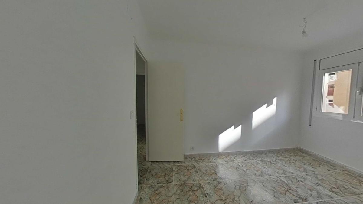 Sale of apartment in Piso en Calle de Puigneulòs, Santa Eugenia, Girona, Girona
 photo 5