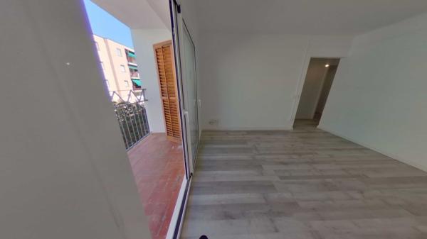 Sprzedaż mieszkania w Piso en Calle del Riu Güell, Santa Eugenia, Girona, Girona
thumbnail 1