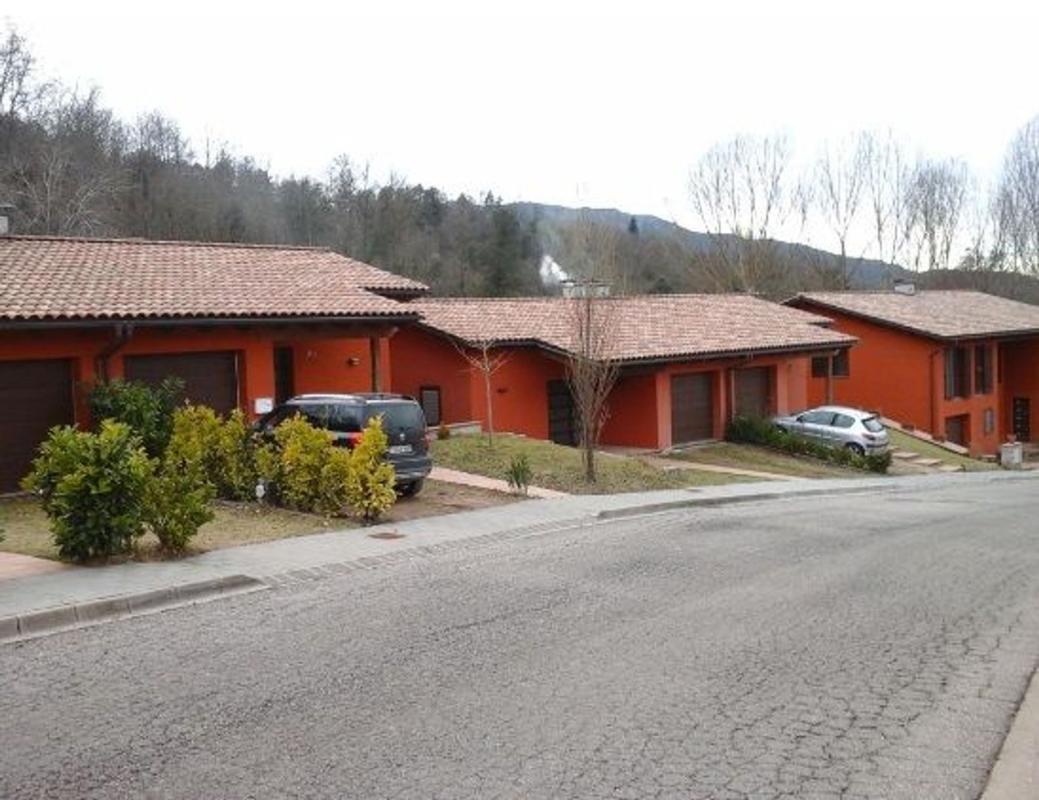 Propiedades en venta y alquiler en España photo 1