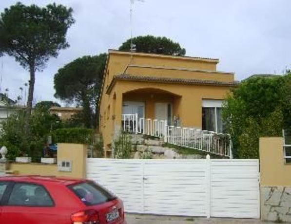 Casa o chalet independiente en Calle Saturn, La Goba, Vidreres photo 1