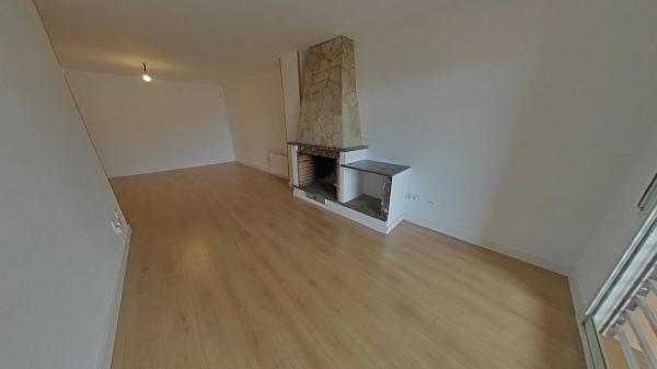 Sale of flat in Piso en Calle Finestrelles, Santa Eugenia, Girona, Girona
thumbnail 1