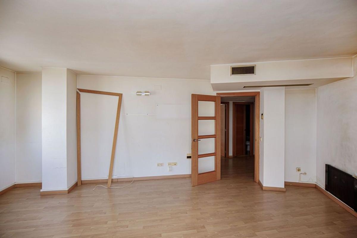 Продажа квартиры на Piso en Calle de Montblanc, Semicentre, Blanes, Бланес
 photo 4