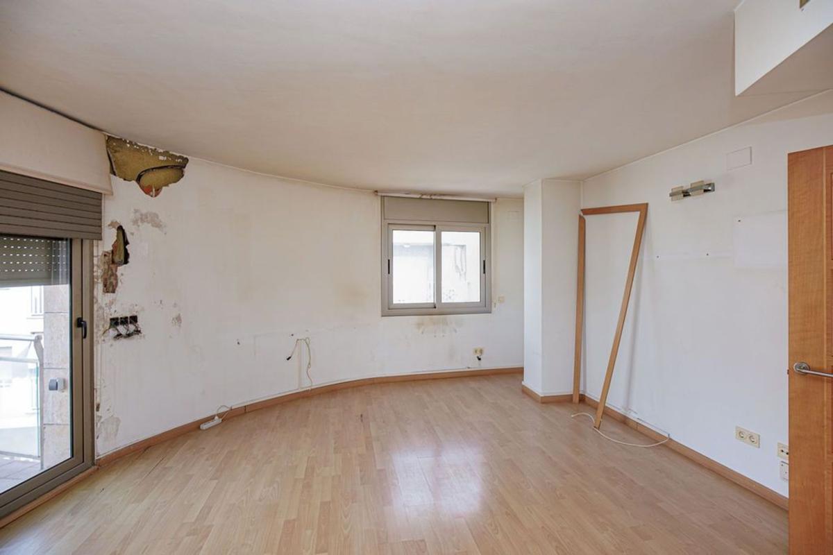 Продажа квартиры на Piso en Calle de Montblanc, Semicentre, Blanes, Бланес
 photo 5