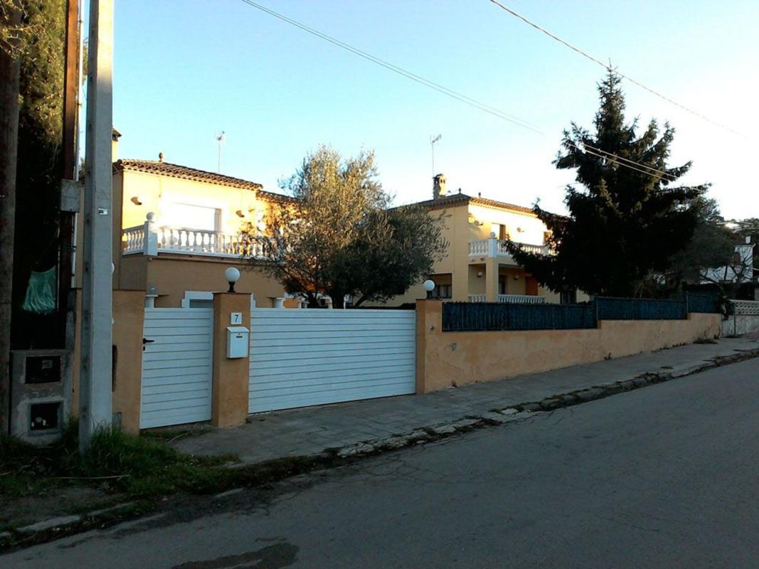 Propiedades en venta y alquiler en España photo 1