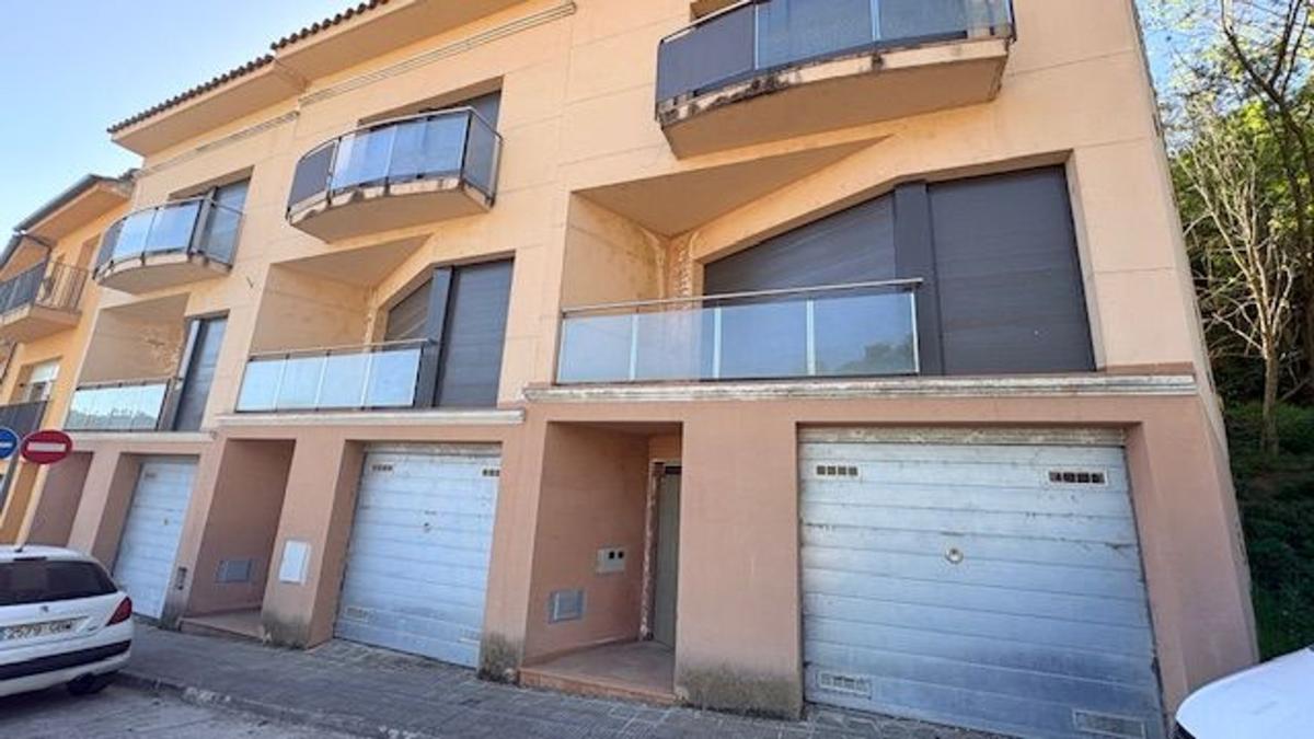Propiedades en venta y alquiler en España photo 1