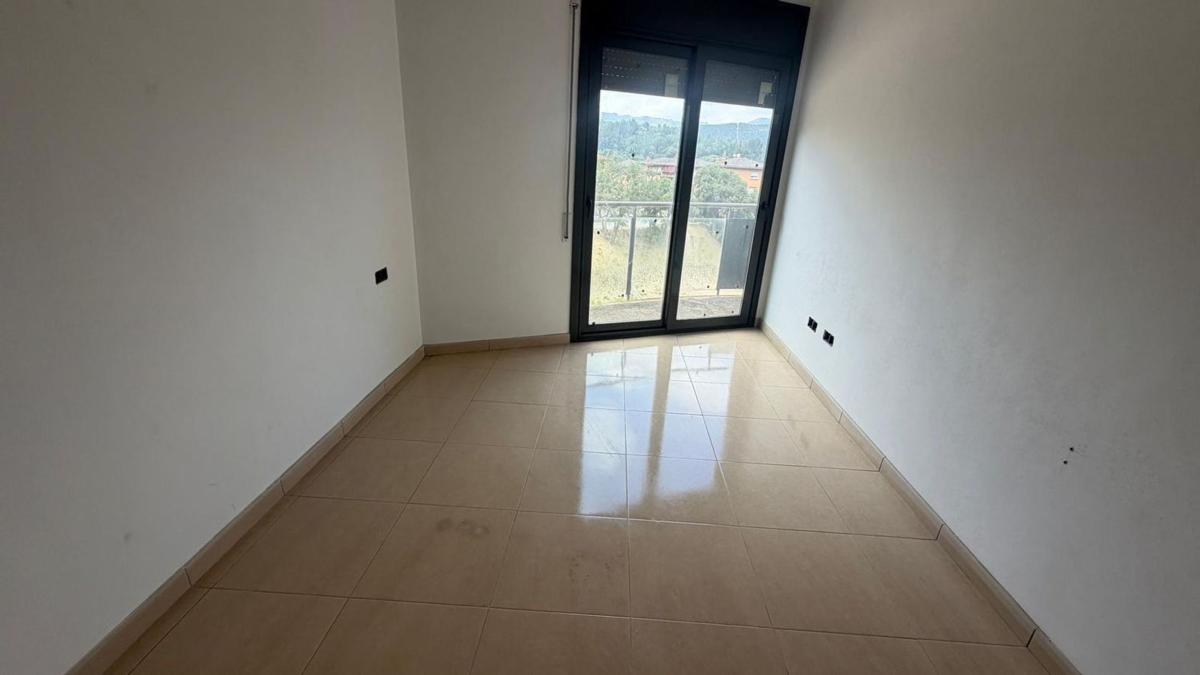 Propiedades en venta y alquiler en España photo 2