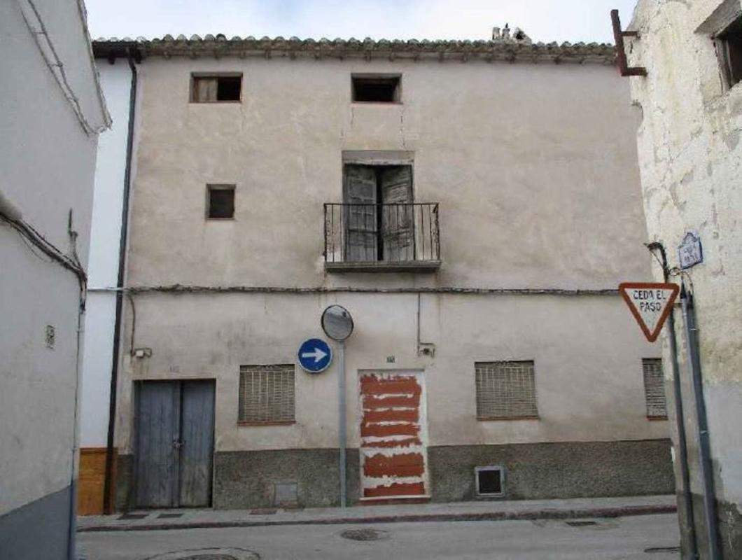 Sprzedaż niezależnego domku jednorodzinnego w Casa o chalet en Calle Santiago, Huéscar, Huéscar photo 1