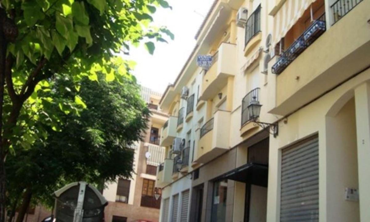 Продажа квартиры на Piso en Calle Mimbre, La Zubia, La Zubia, Ла Зубия
photo 1