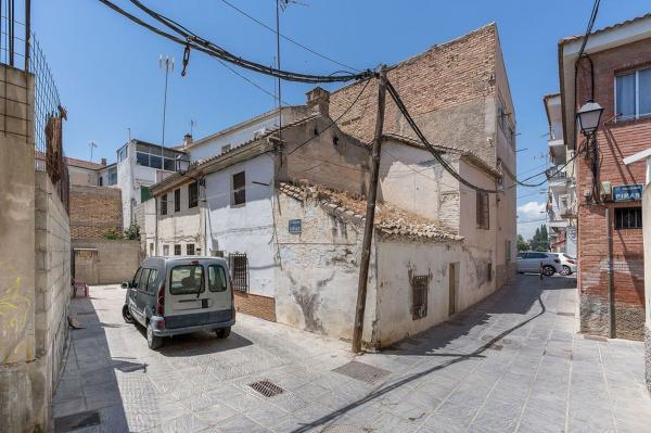 Chalet independiente en venta en Casa o chalet en Calle Samaniego, Santa Fe, Santa Fe
photo 1