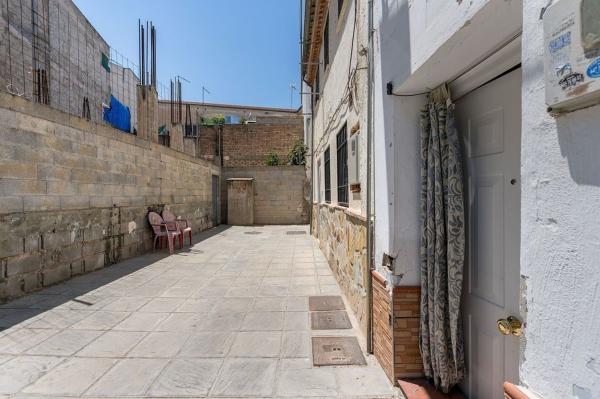 Chalet independiente en venta en Casa o chalet en Calle Samaniego, Santa Fe, Santa Fe
thumbnail 2