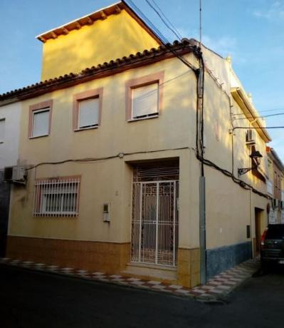 Chalet pareado en Calle Fray Leopoldo, Centro de Albolote, Albolote photo 1