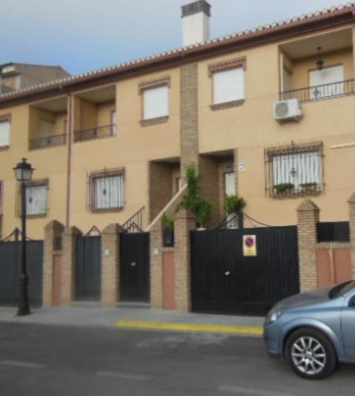 Propiedades en venta y alquiler en España photo 1