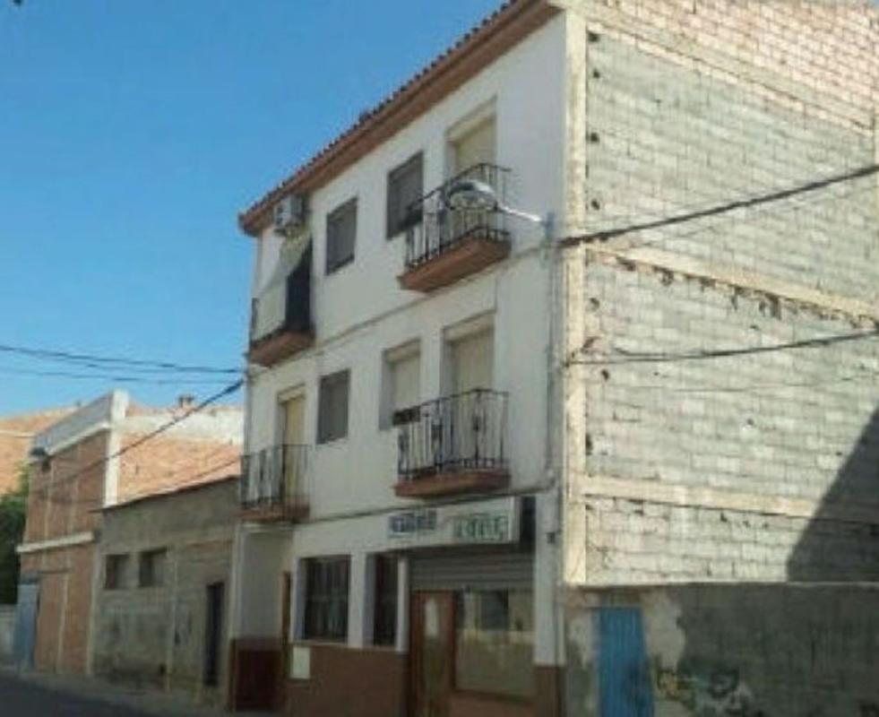 Propiedades en venta y alquiler en España photo 1