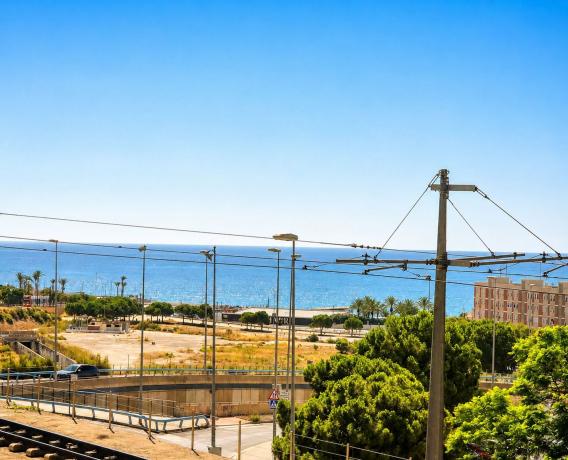 Restaurante en Calle Turina, Plà del Bon Repòs-La Goteta, Alicante / Alacant thumbnail 2