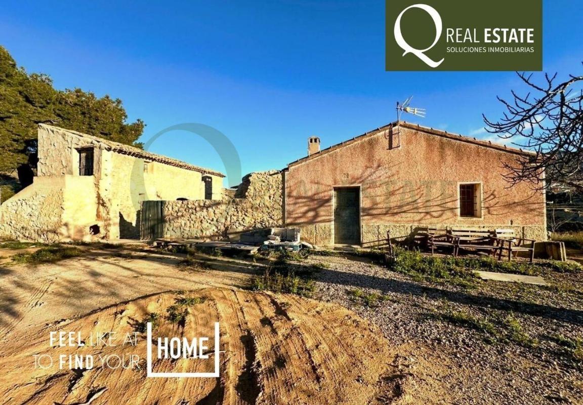 Terreno en venta en Tibi, Alicante photo 1
