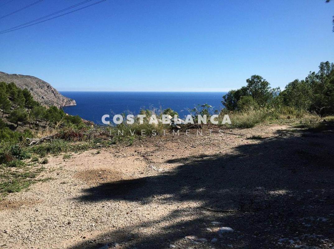 Terreno en venta en Altea, Alicante photo 2