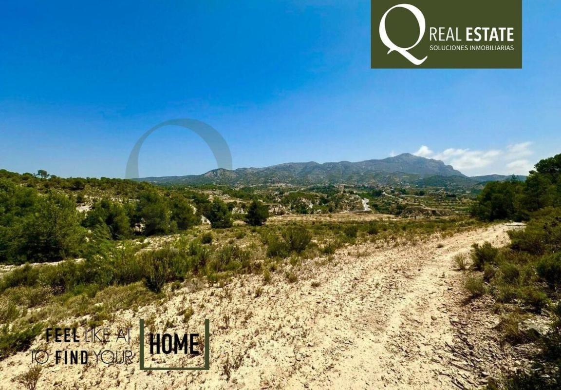 Terreno en venta en Tibi, Alicante photo 1