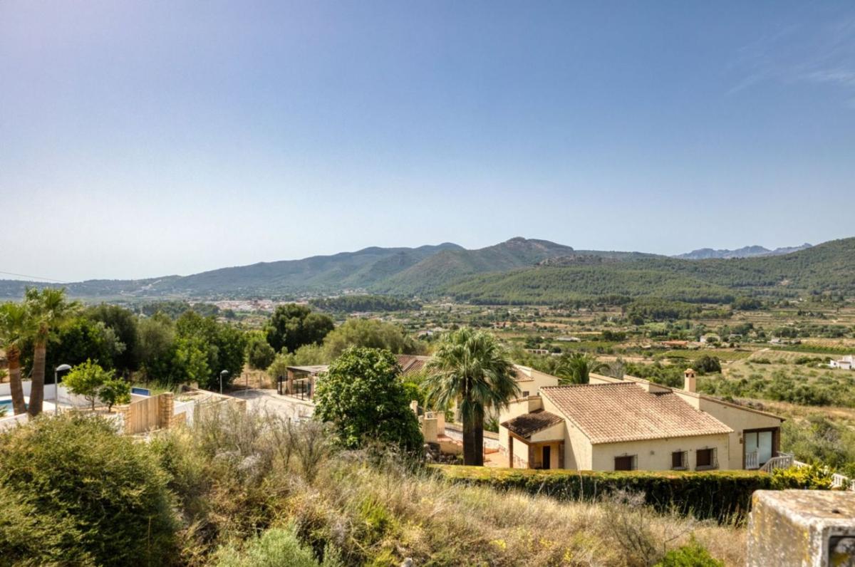 Land for sale in Jalón, Alicante photo 1